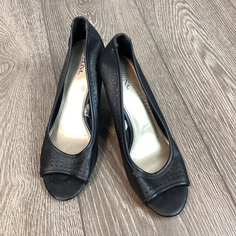 Merona Women's wedge Peep Toe‎ Shoe Black 8